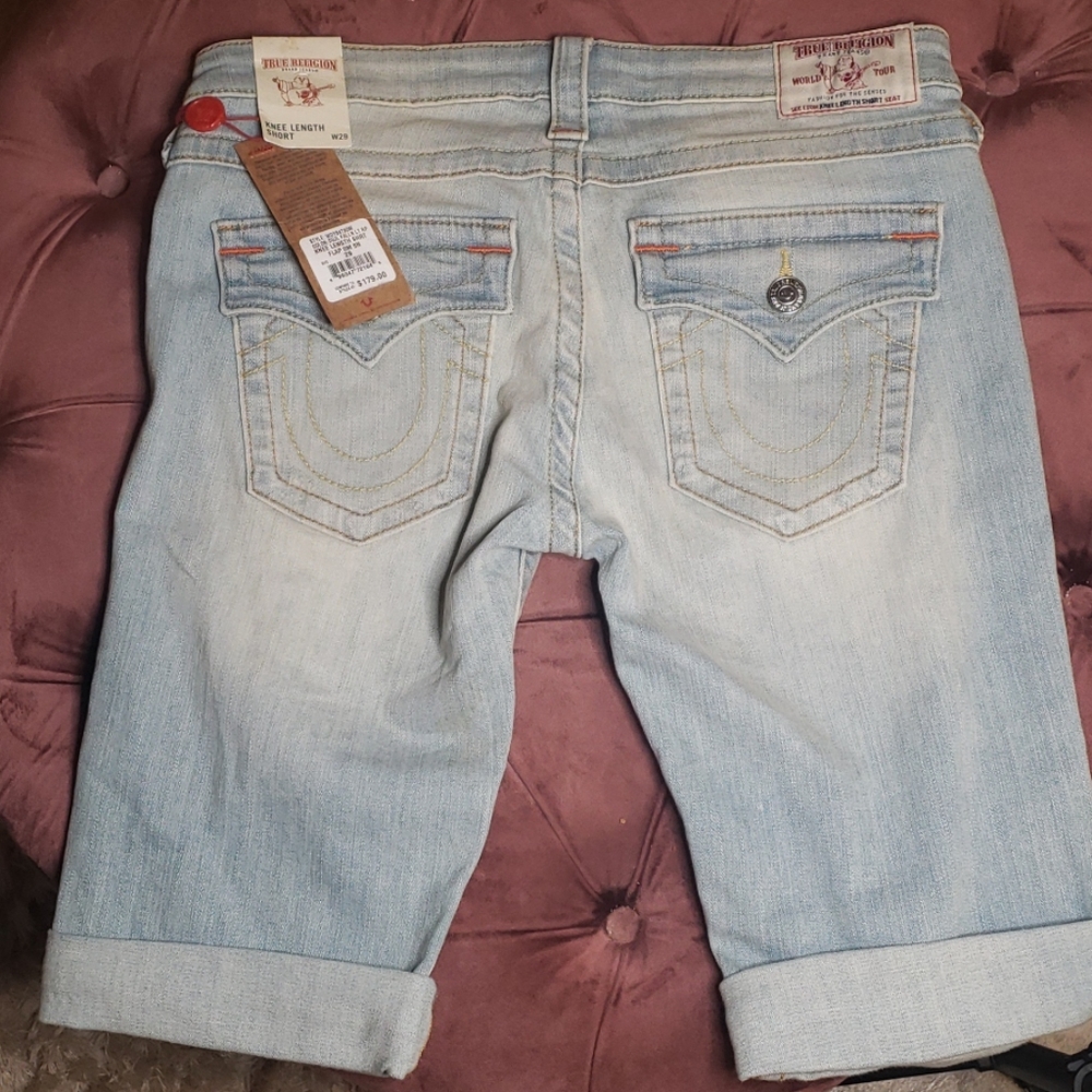 Womans true religion knee length shorts